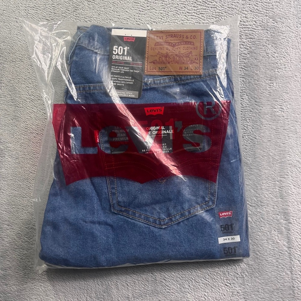 Levis 501 Original Fit Jeans Mens 34x30 Medium Wash Blue Straight Leg Denim [MQ]